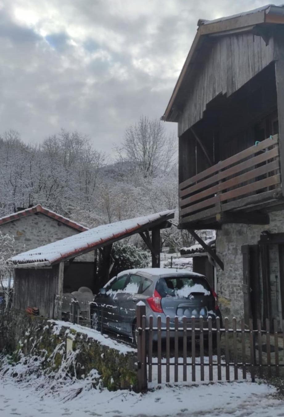 Le Gite Des Trois Ruisseaux Fougaron Exterior foto